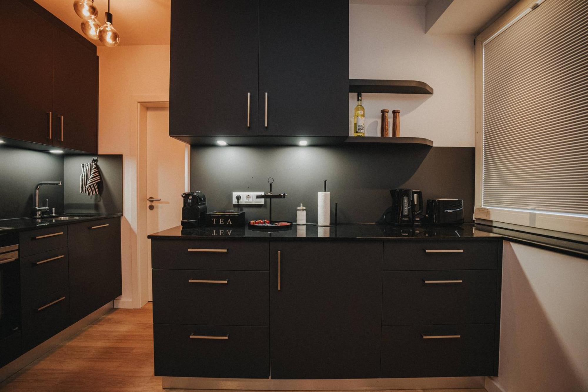 Downtown Apartment Mit Luxusbad Am Hafen Nur 5 Minuten Zu Fuss In Die Innenstadt Und Zum Bahnhof! Олденбург Екстериор снимка