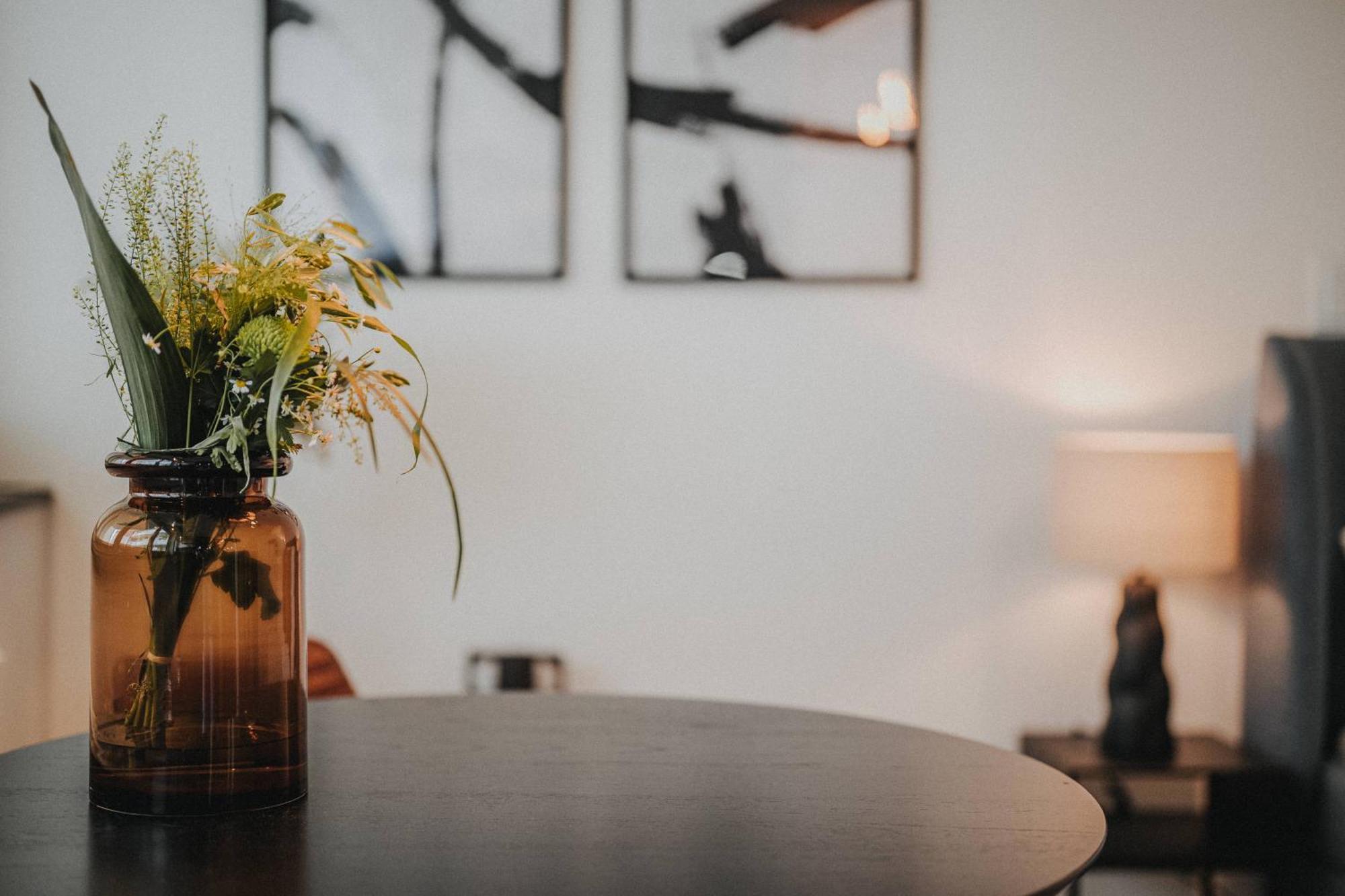 Downtown Apartment Mit Luxusbad Am Hafen Nur 5 Minuten Zu Fuss In Die Innenstadt Und Zum Bahnhof! Олденбург Екстериор снимка